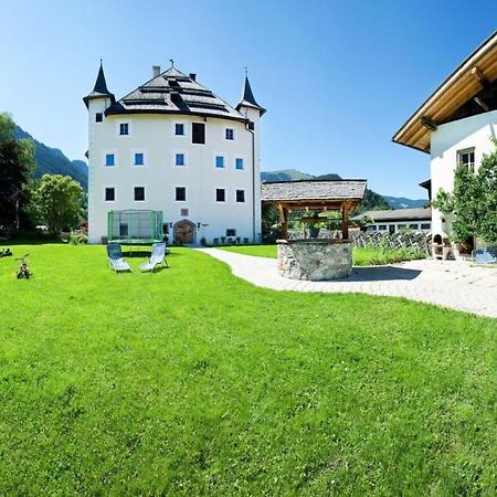 Schloss Saalhof Maishofen Exterior foto
