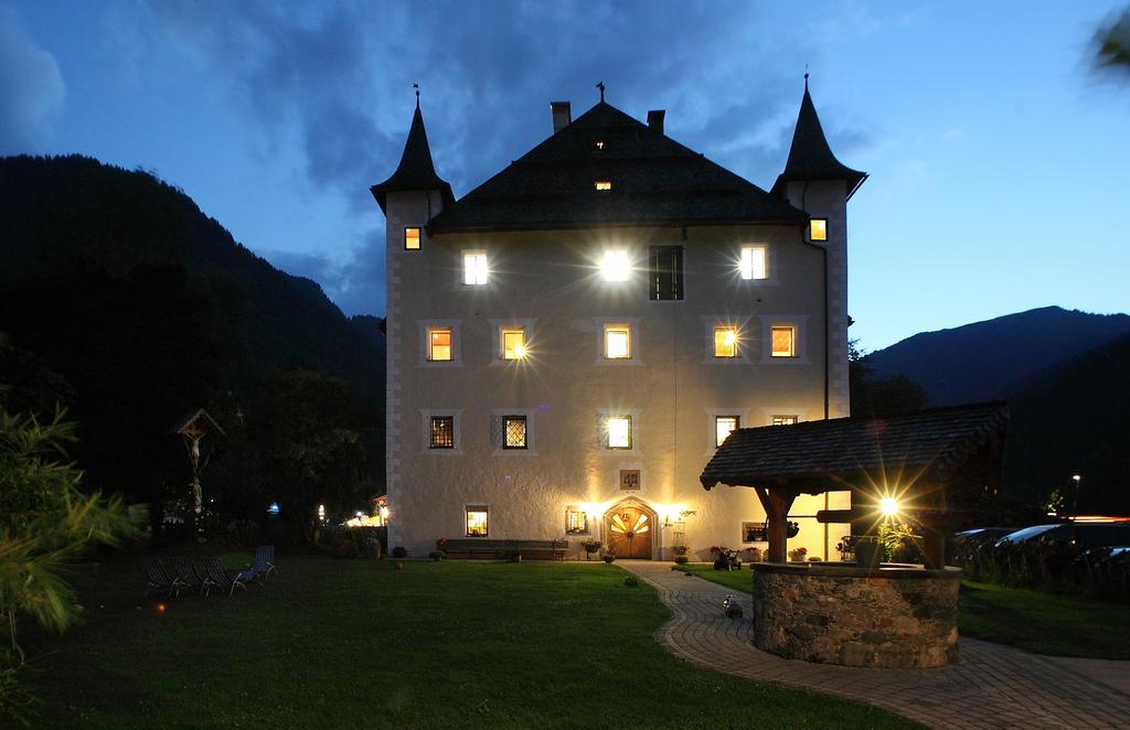 Schloss Saalhof Maishofen Exterior foto